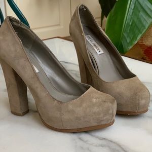 Steven Madden pumps